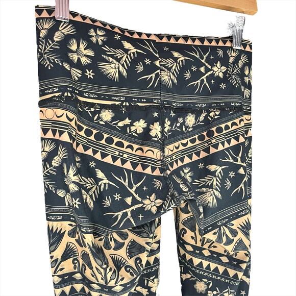 TEEKI Moon Flower Hot Pant Buttery Soft Leggings Navy Blue & Cream Size S - Picture 7 of 8